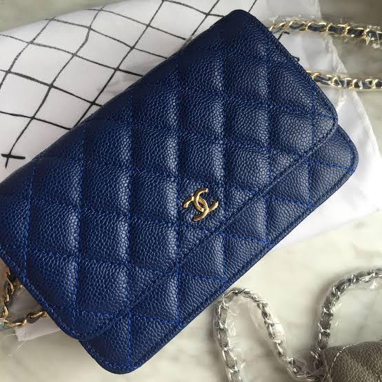classic-purse-1 Crossbody