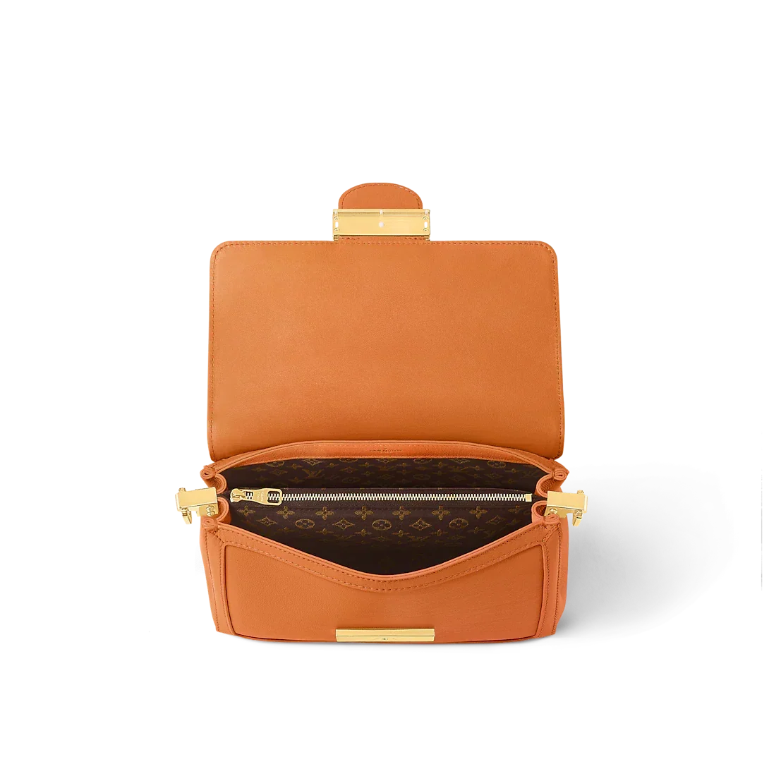 dauphine-soft-mm-1 Shoulder