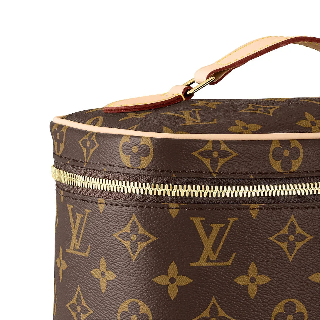 lv-toiletry-bag Handle