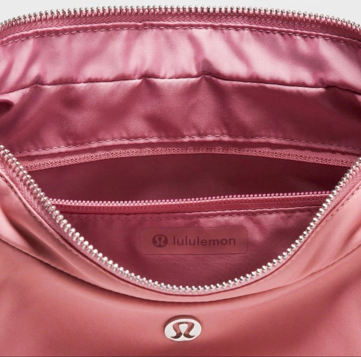 lululemon-city-essentials-small-shoulder-bag Shoulder